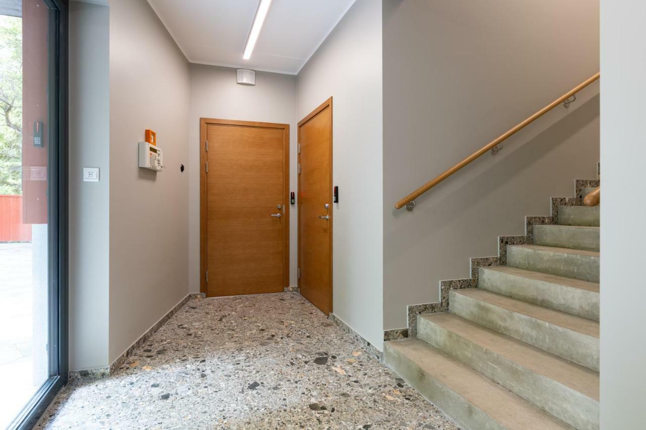 Self-Check-In 2 Bedroom Apartment With A Terrace And Free Parking Tallinn Kültér fotó